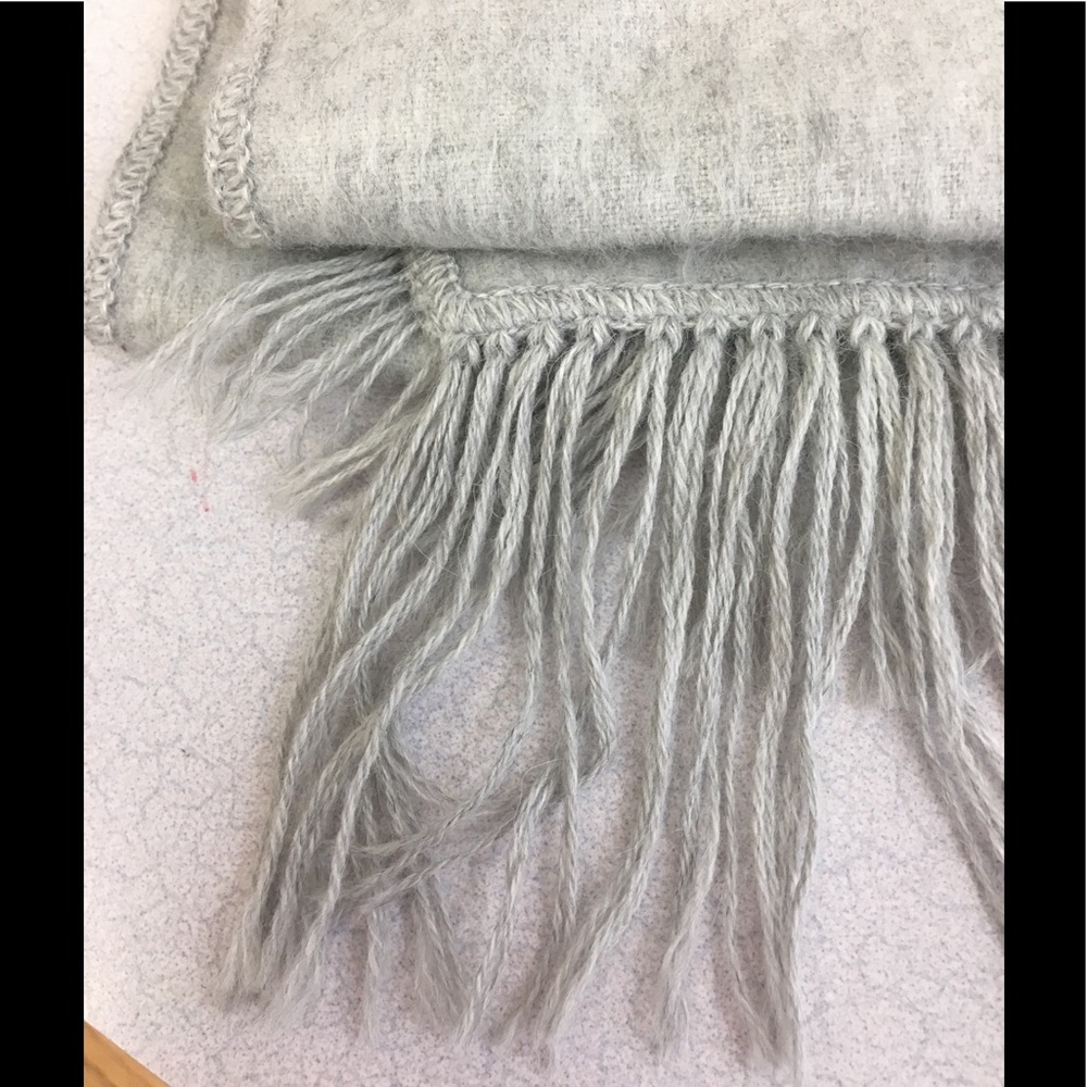 Soft and beautiful Alpaca Camargo scarf - Picture 3 of 6